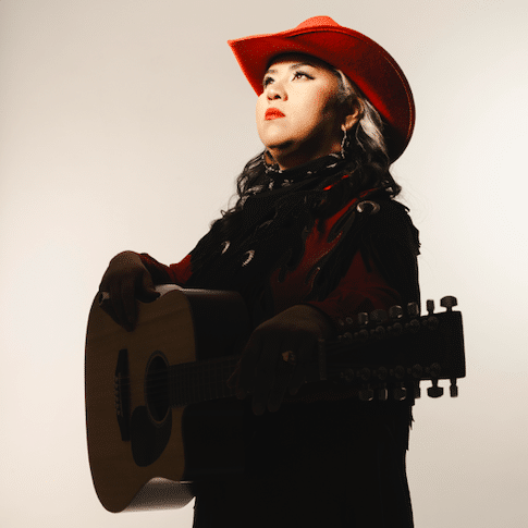 Vivir Quintana: Redefiniendo el corrido con furia y verdad
